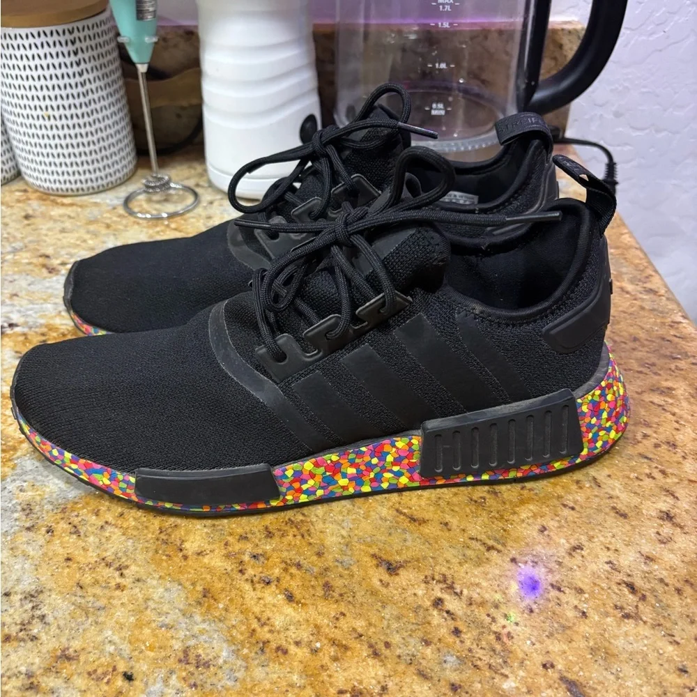 Adías NMD size 10 - Picture 3 of 9